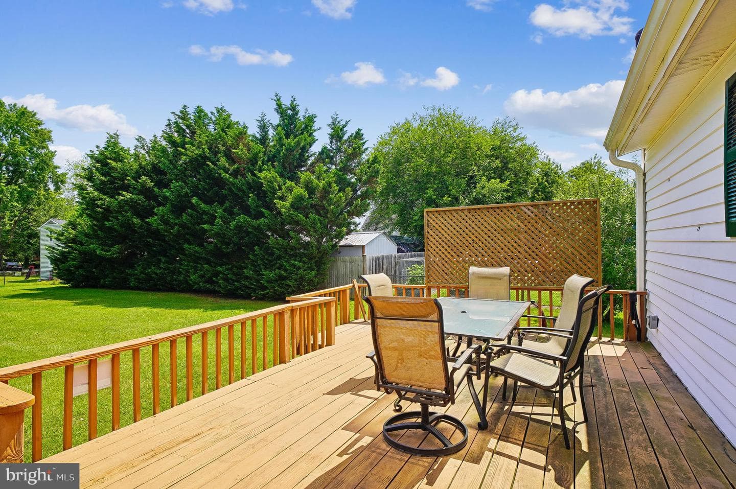1110 Tyler Avenue photo 38