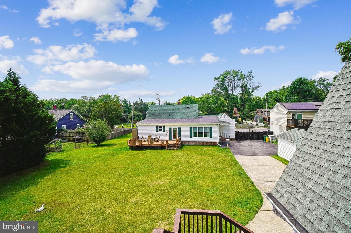 1110 Tyler Avenue photo 44