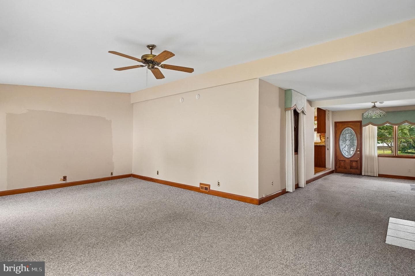 1110 Tyler Avenue photo 8