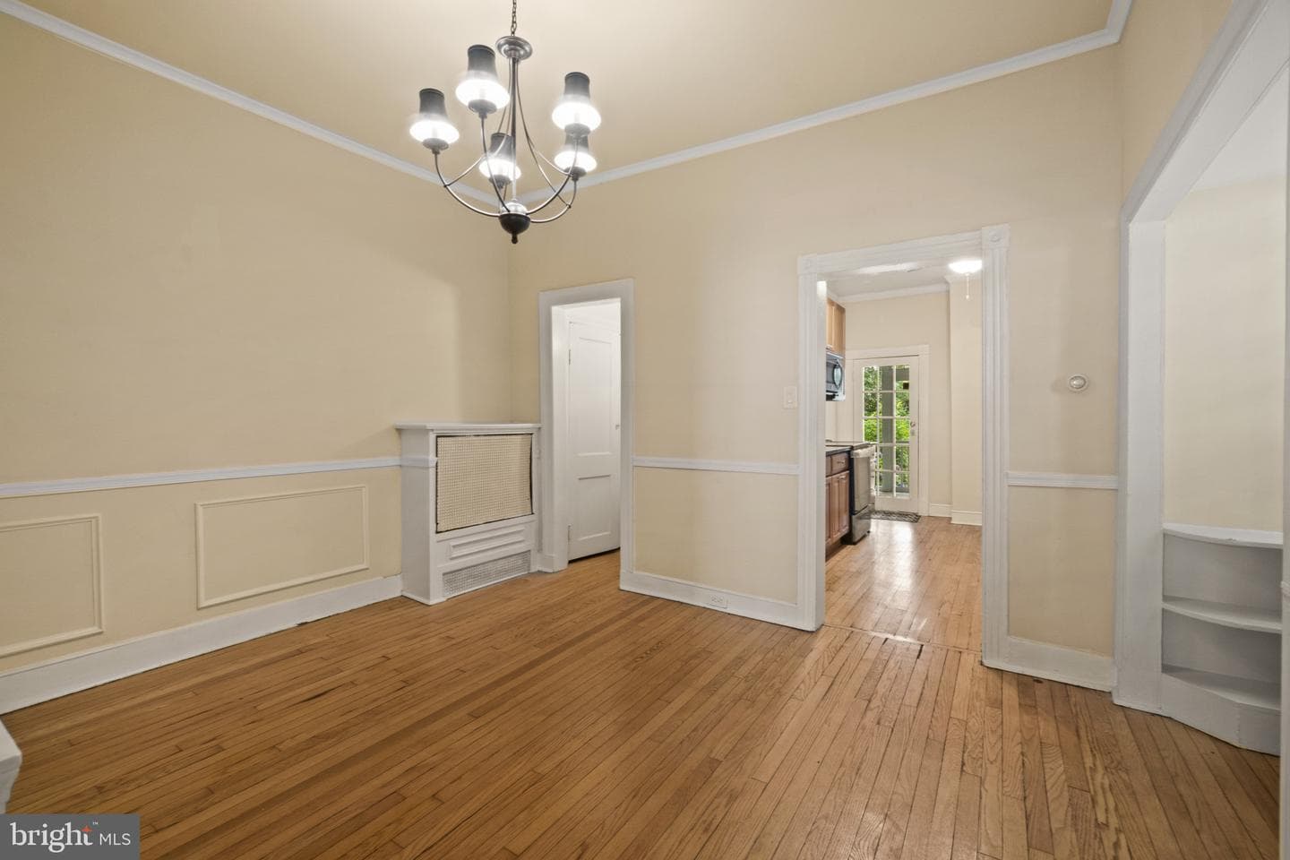 111 Conduit Street photo 4