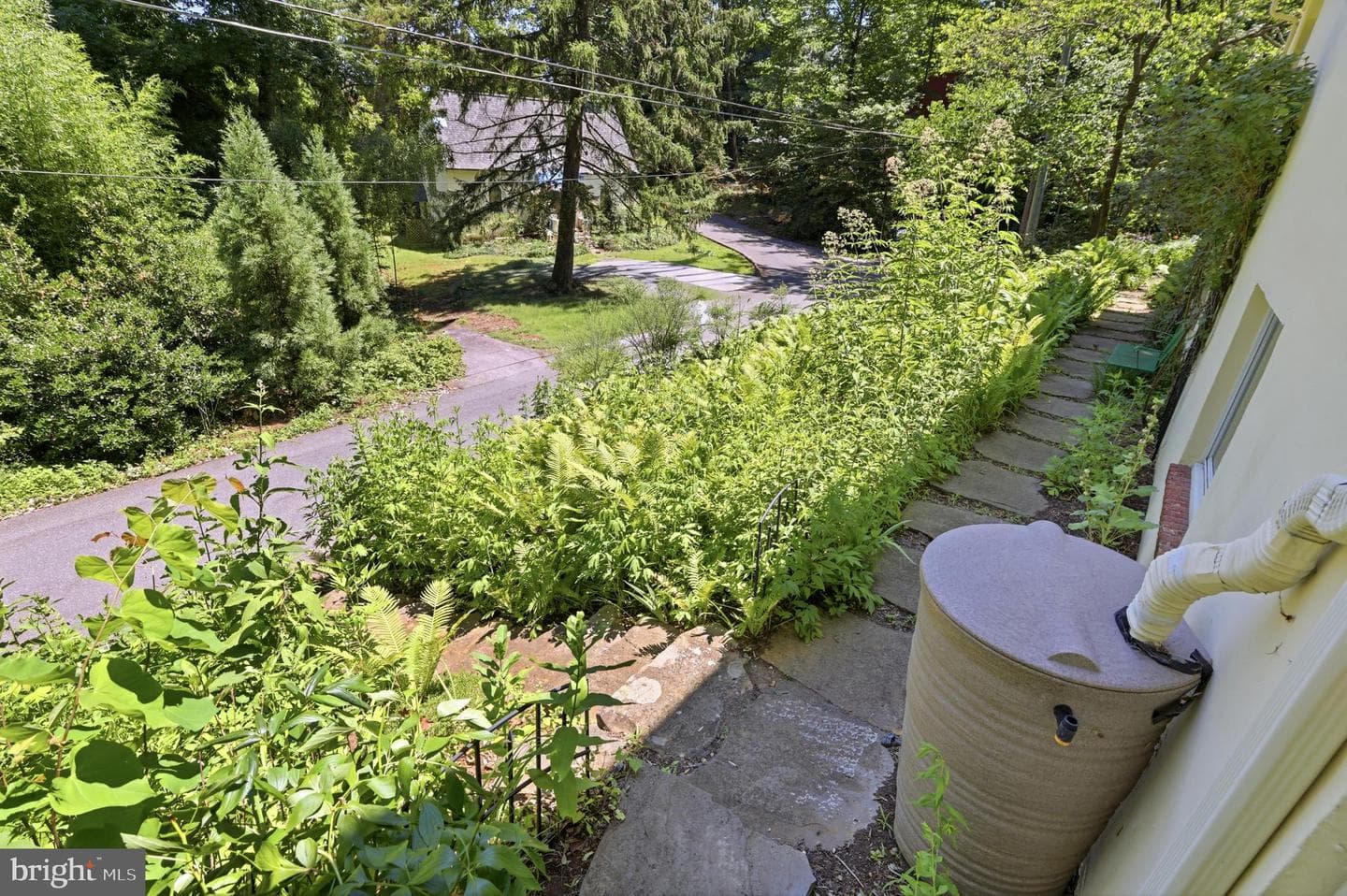 1724 Robinhood Road photo 46