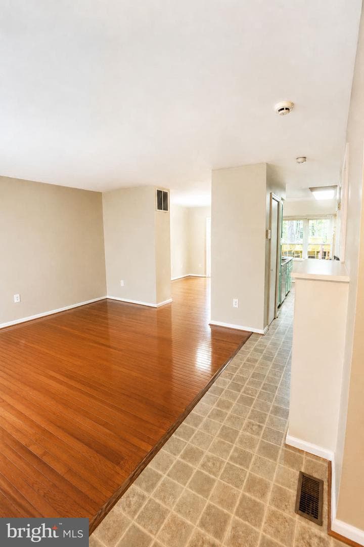606 Lions Gate Lane photo 12