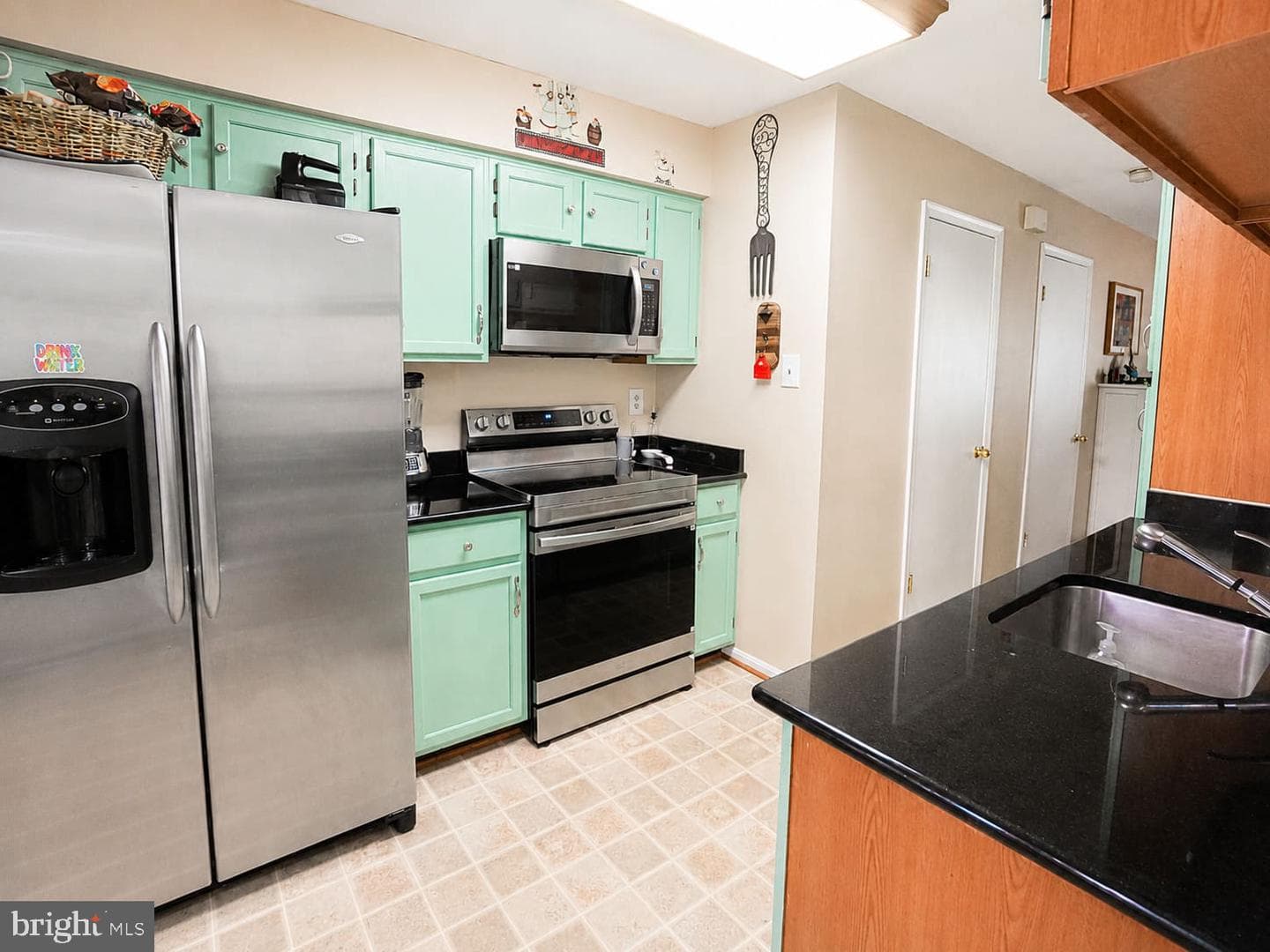 606 Lions Gate Lane photo 32