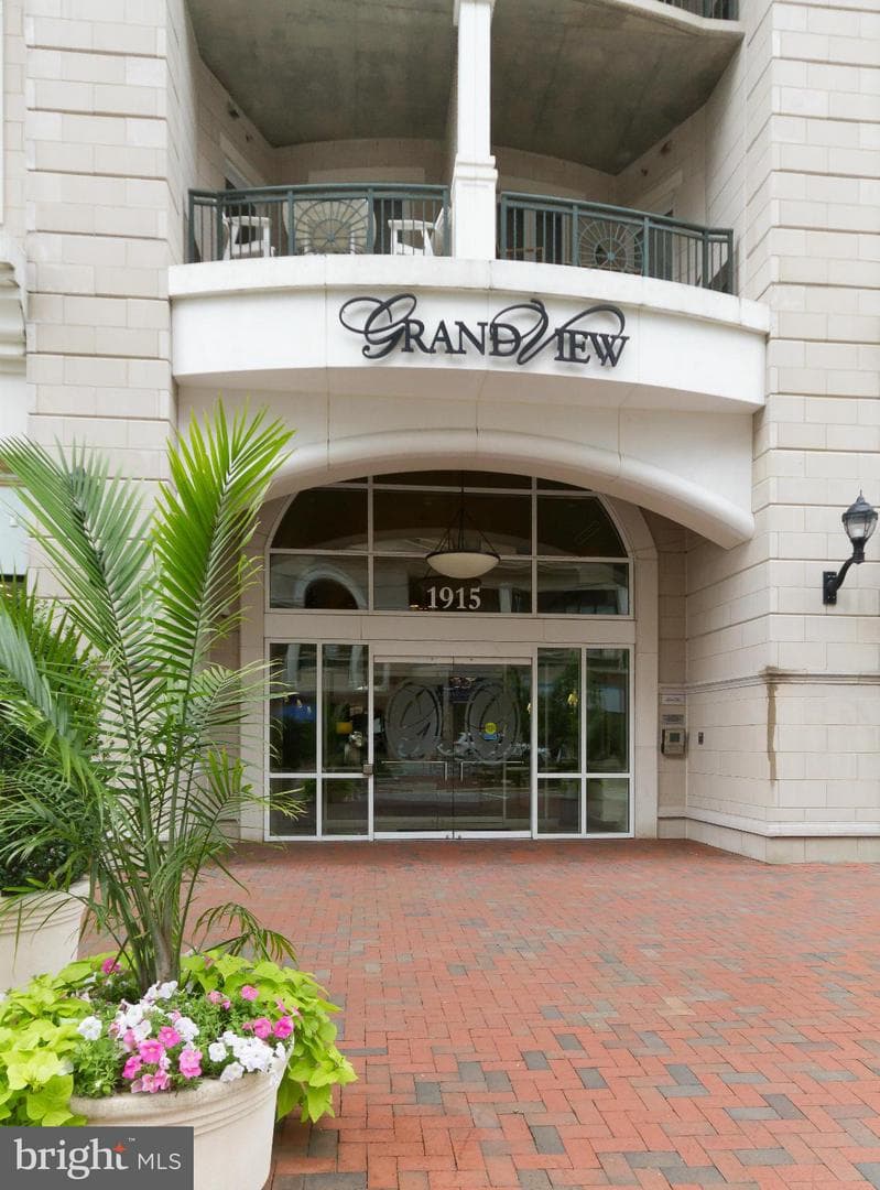 1915 Towne Centre Boulevard #1115 photo 3