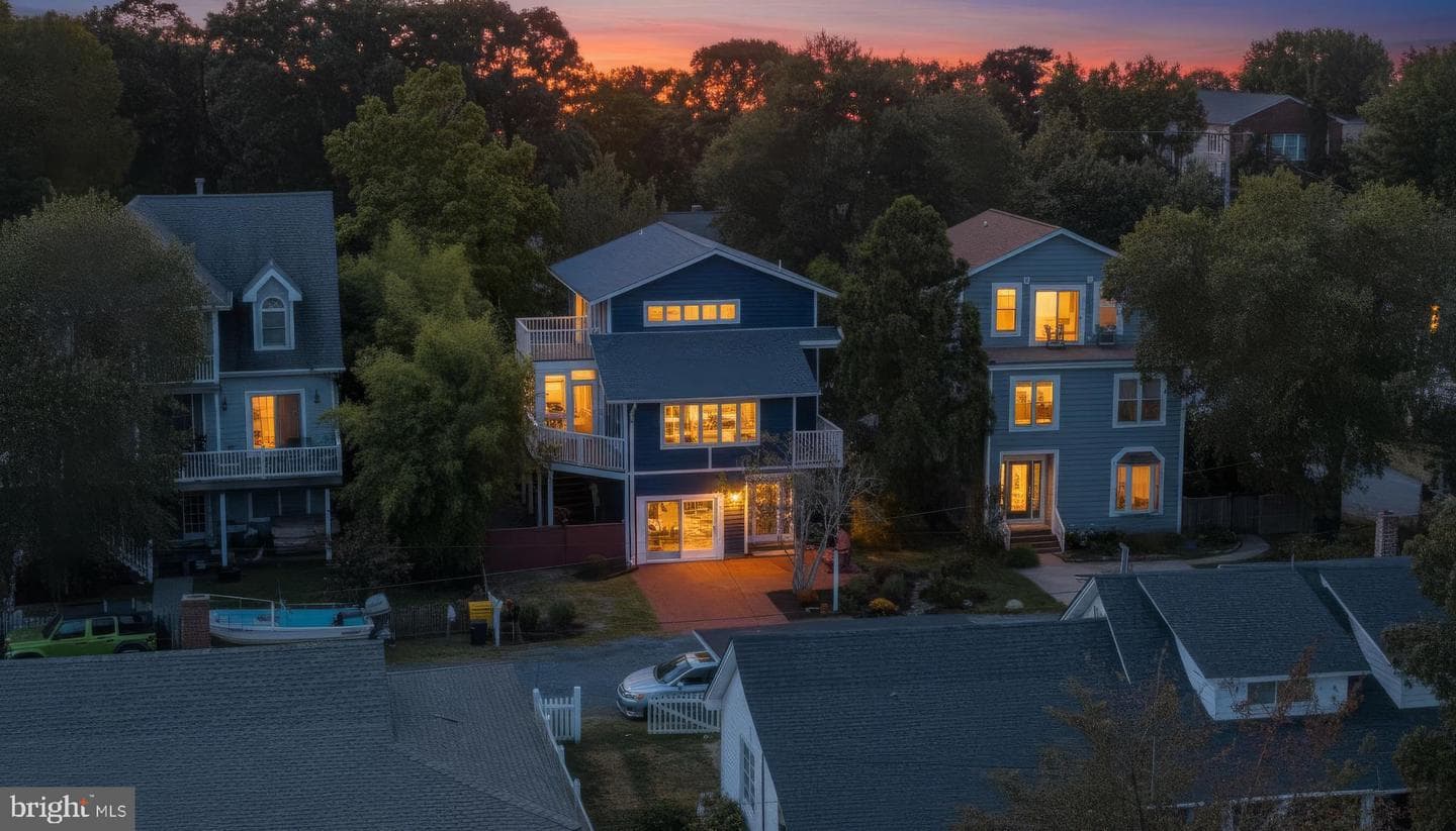 4734 Oak Rd, Shady Side