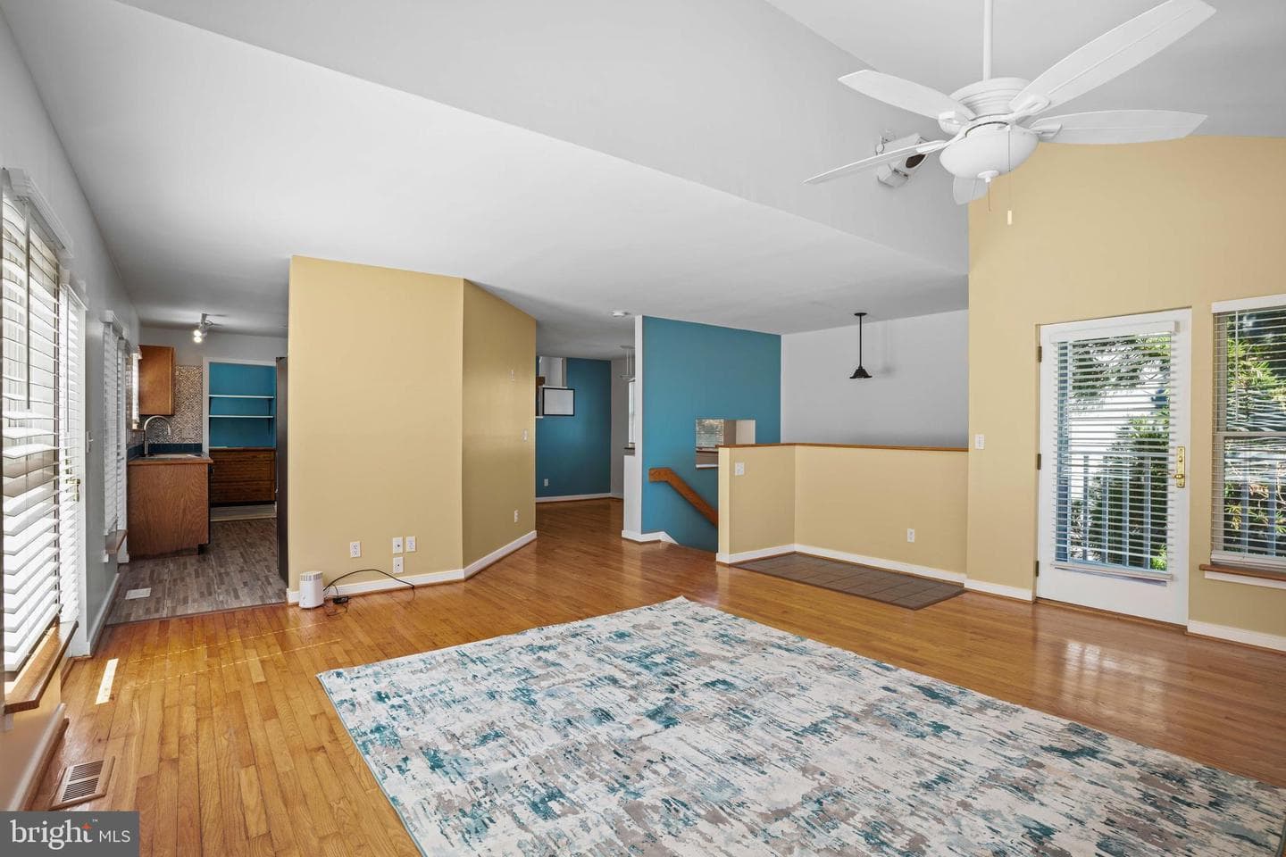 4734 Oak Rd photo 8