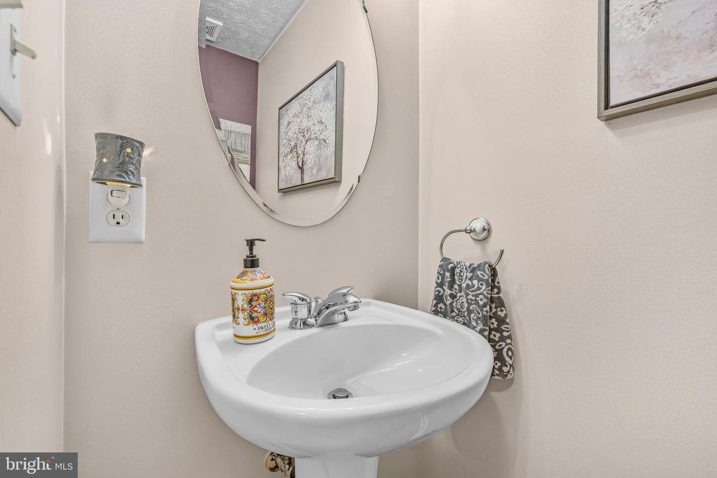 2553 Blue Water Boulevard photo 13