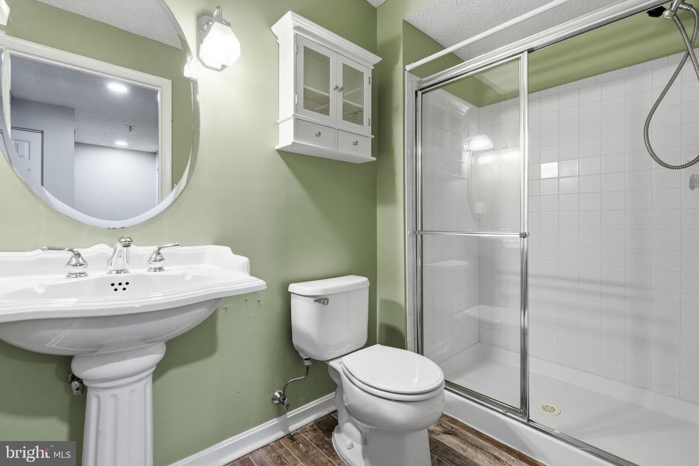 1037 Chestnut Cove Drive photo 16