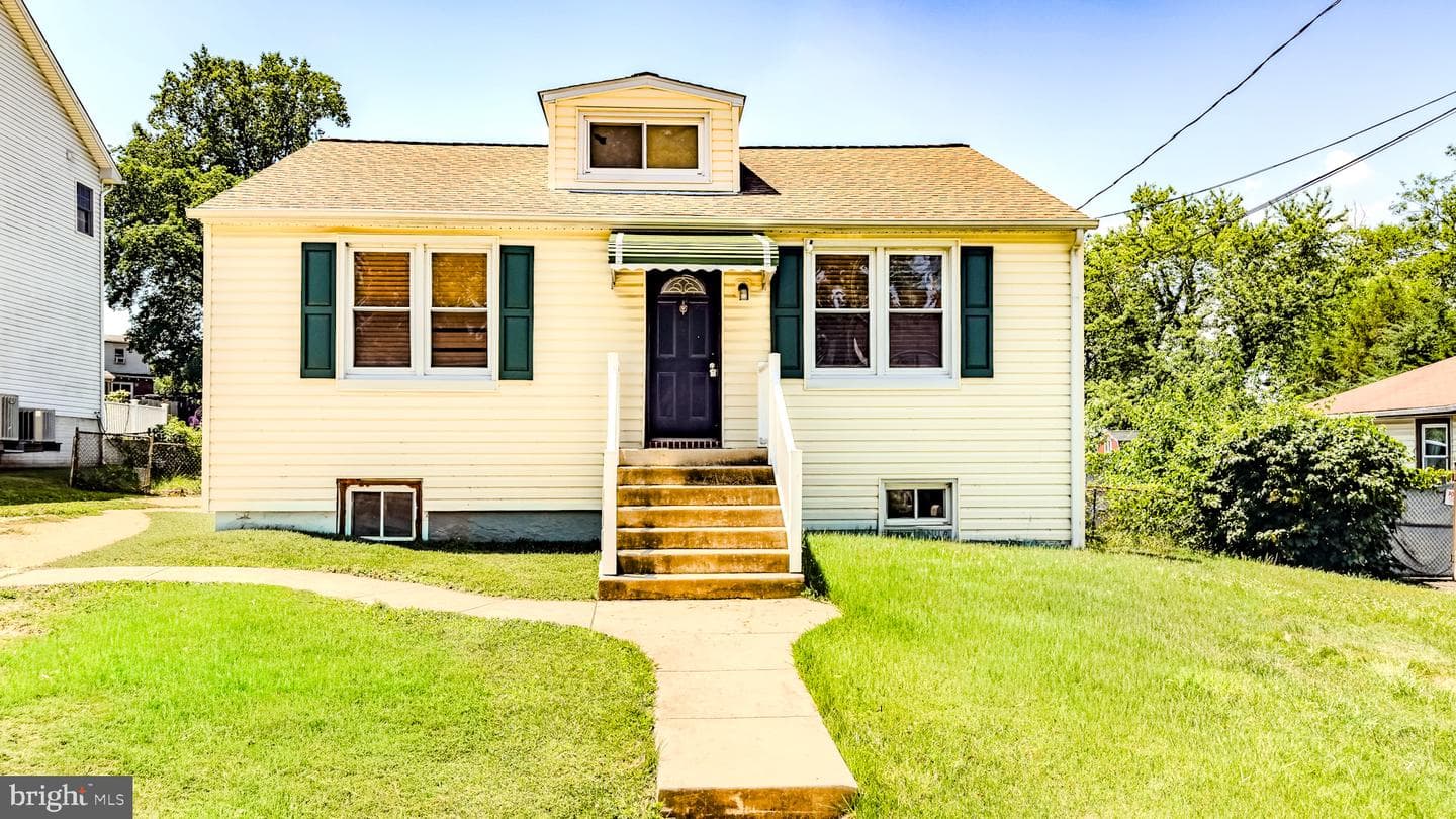 622 Franklin Avenue photo 1