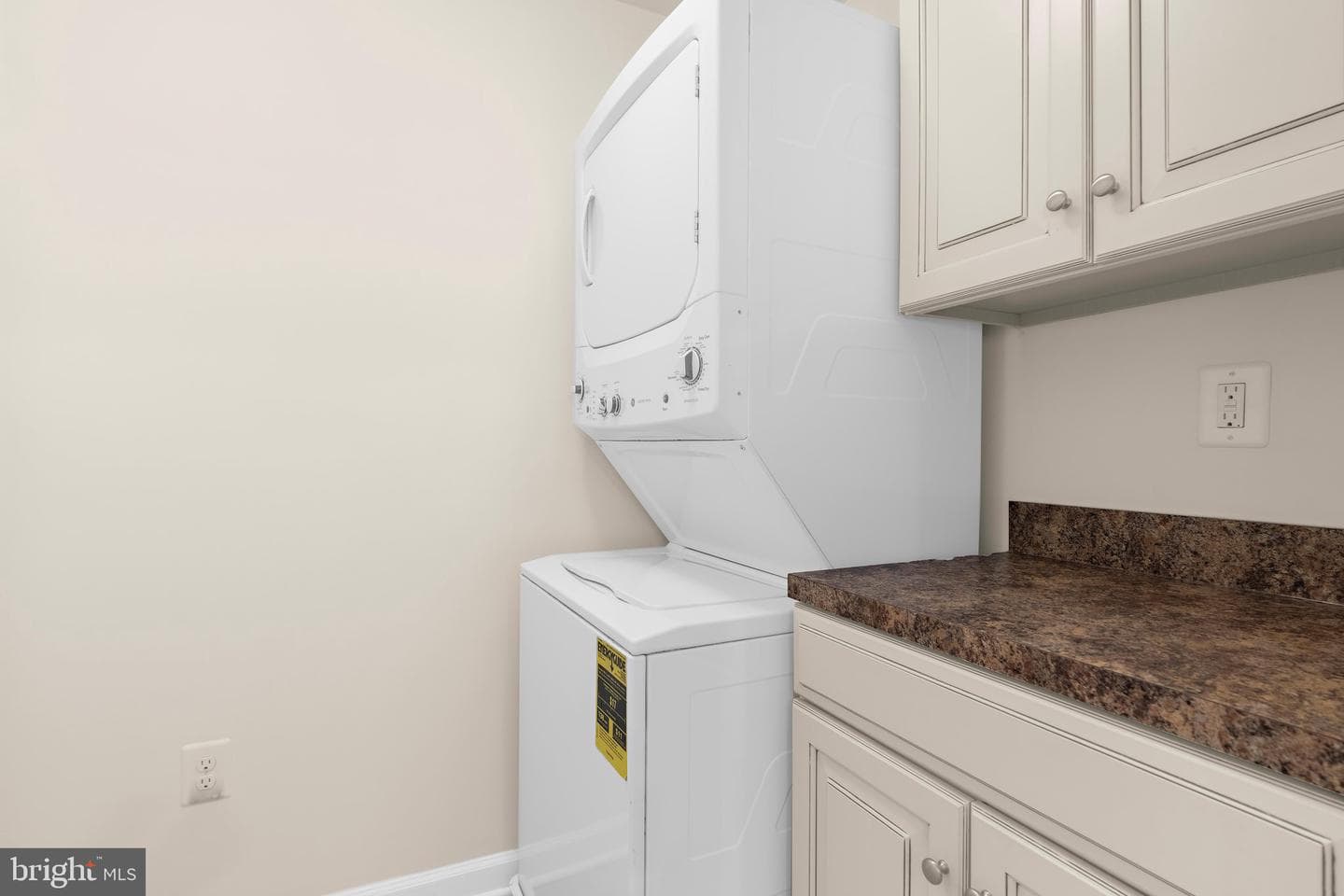 8016 Orchard Grove Road photo 28