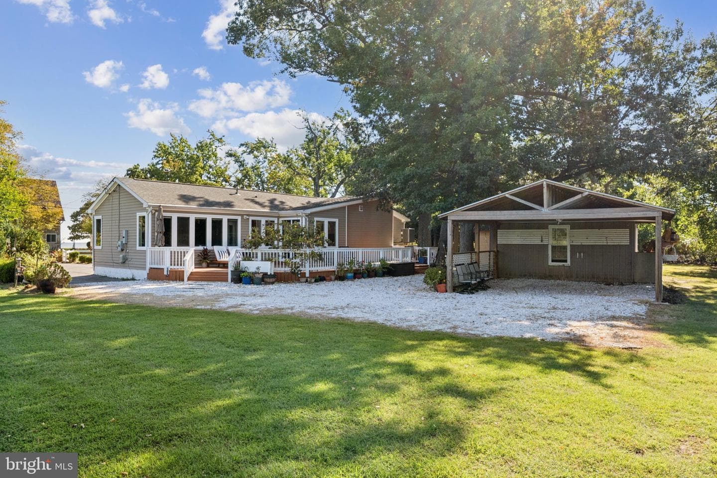 7654 Bay Street photo 40