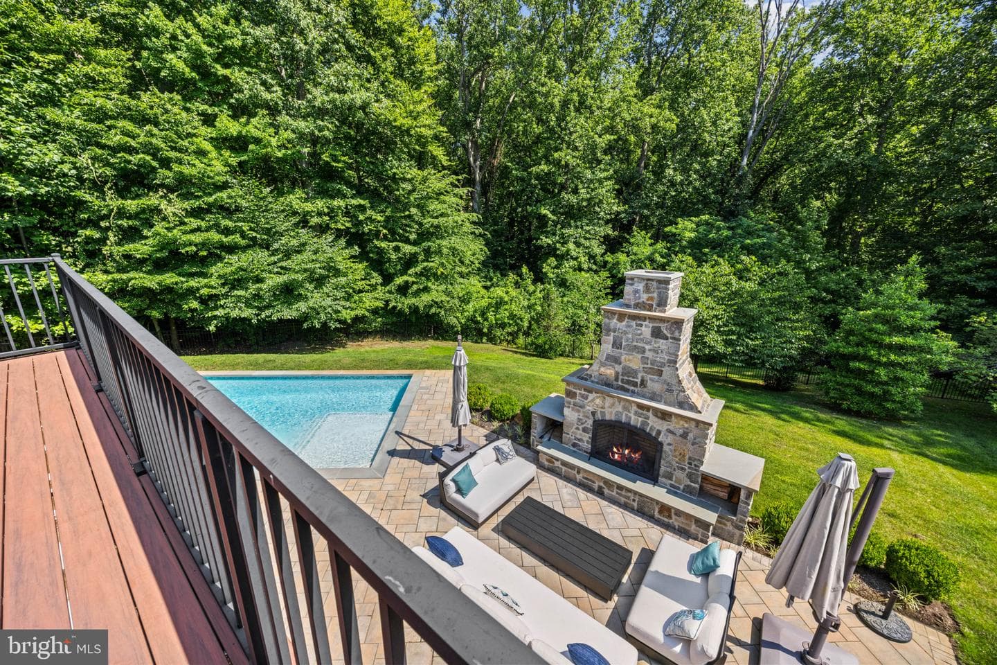 1614 Annesley Court photo 36