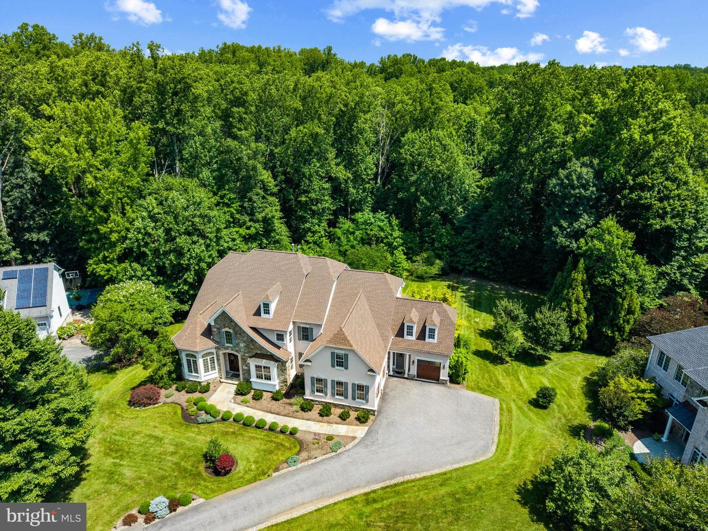 1614 Annesley Court photo 45