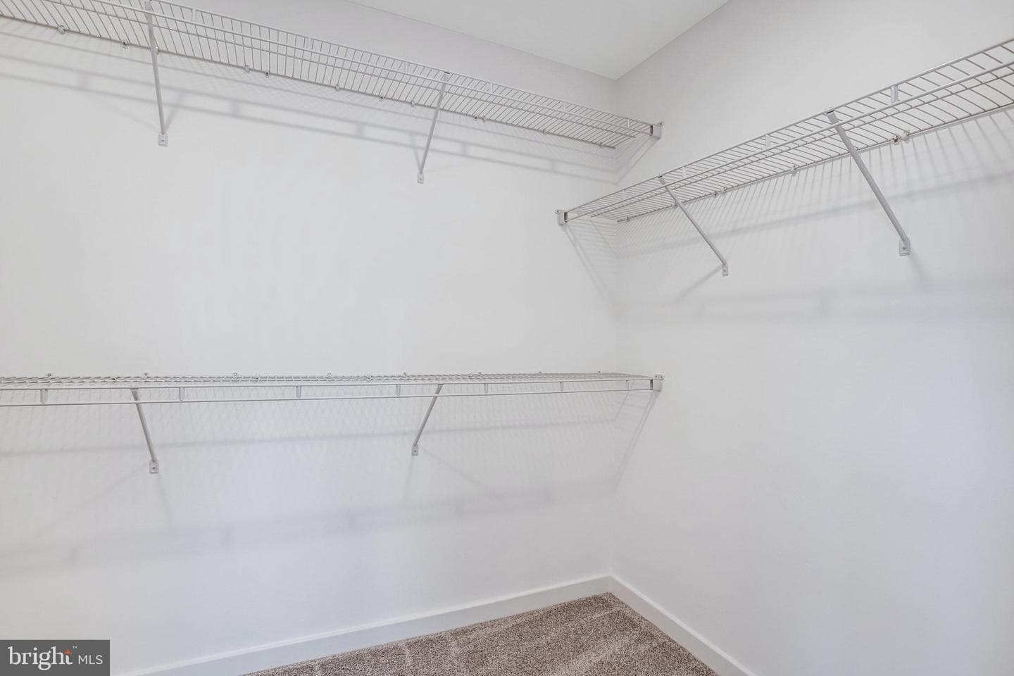 5733 Howard Drive photo 34