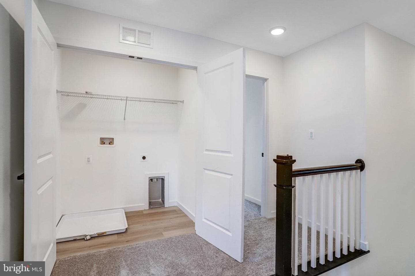 5733 Howard Drive photo 41
