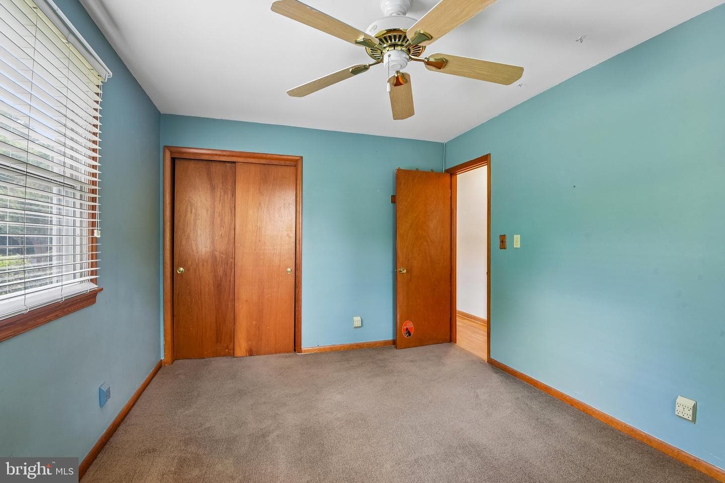 878 Oakdale Cir photo 24