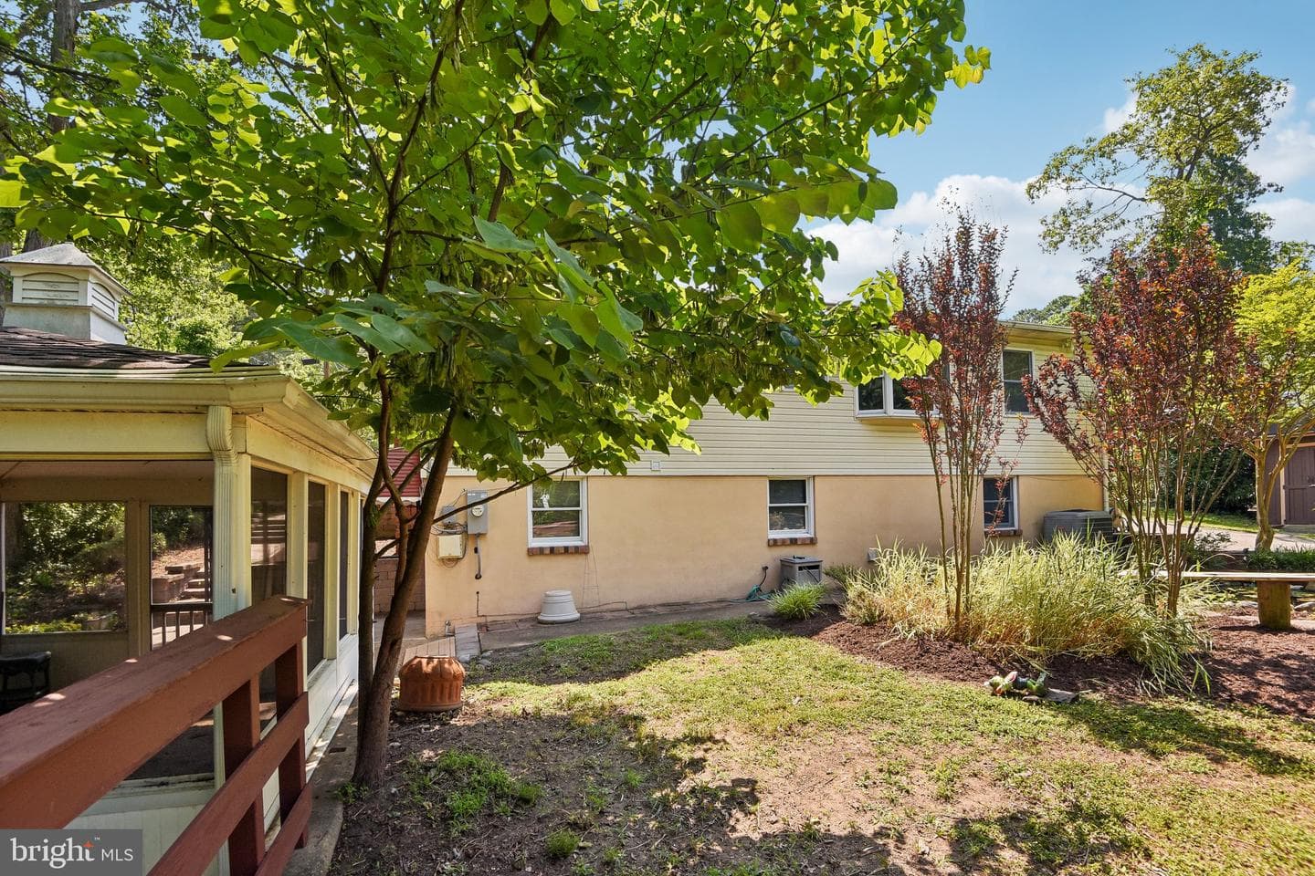 878 Oakdale Cir photo 36
