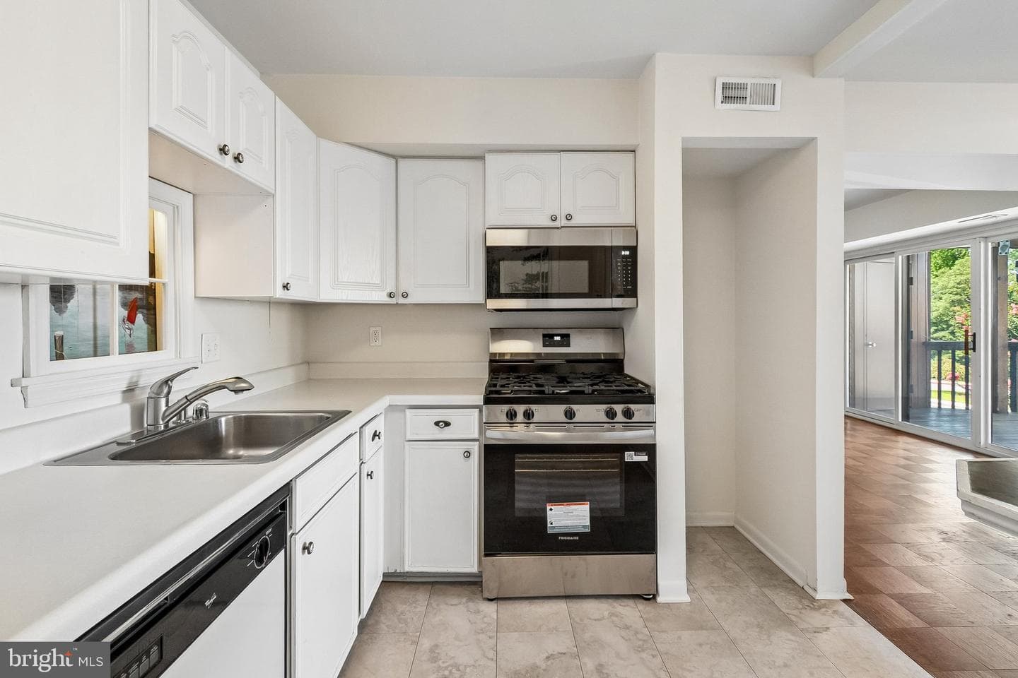 765 Fairview Avenue #765 D photo 3