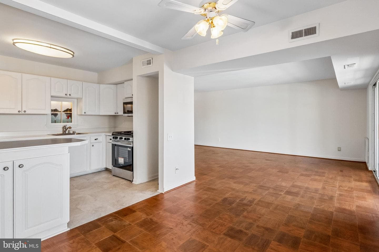 765 Fairview Avenue #765 D photo 4
