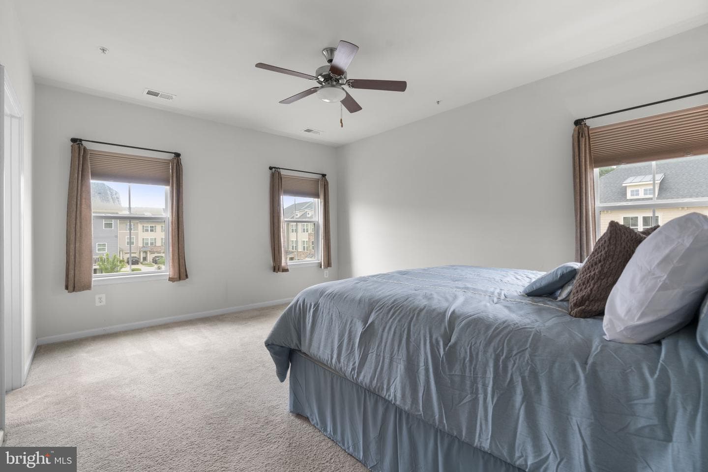8302 Encore Drive photo 23