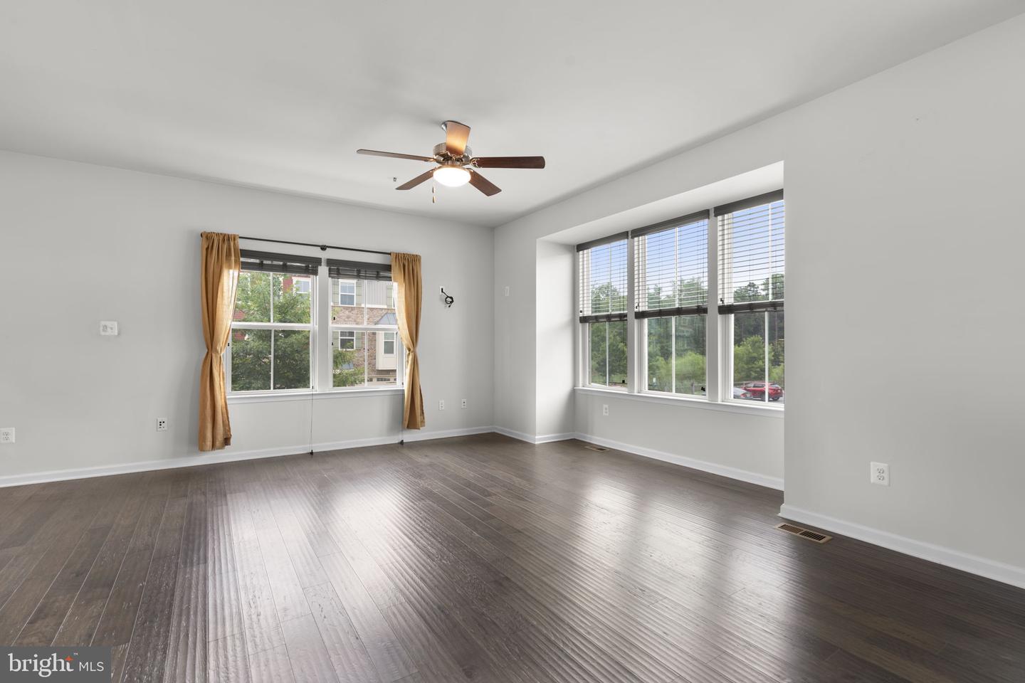 8302 Encore Drive photo 5
