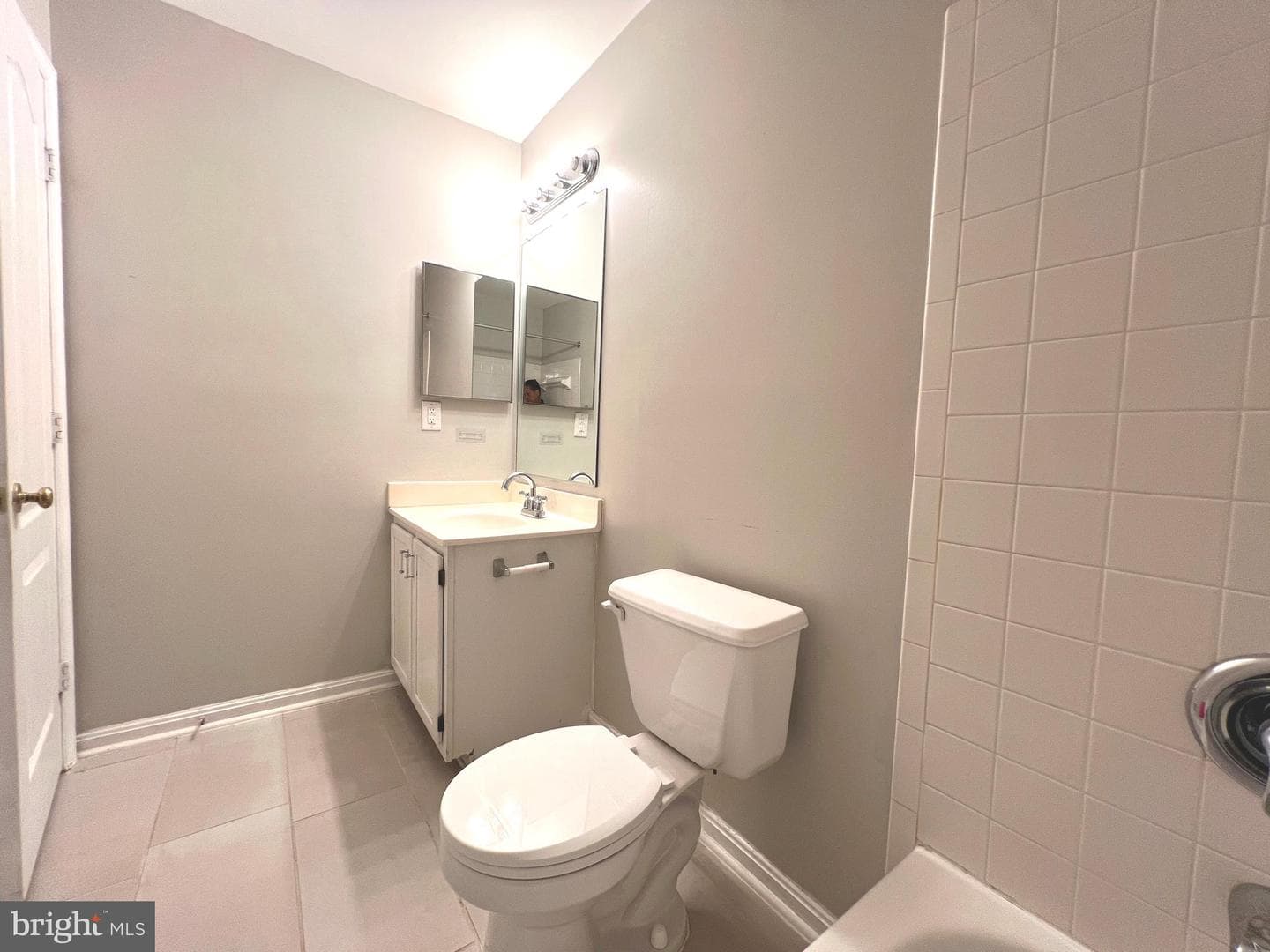 1727 Wood Carriage Way #105 photo 41