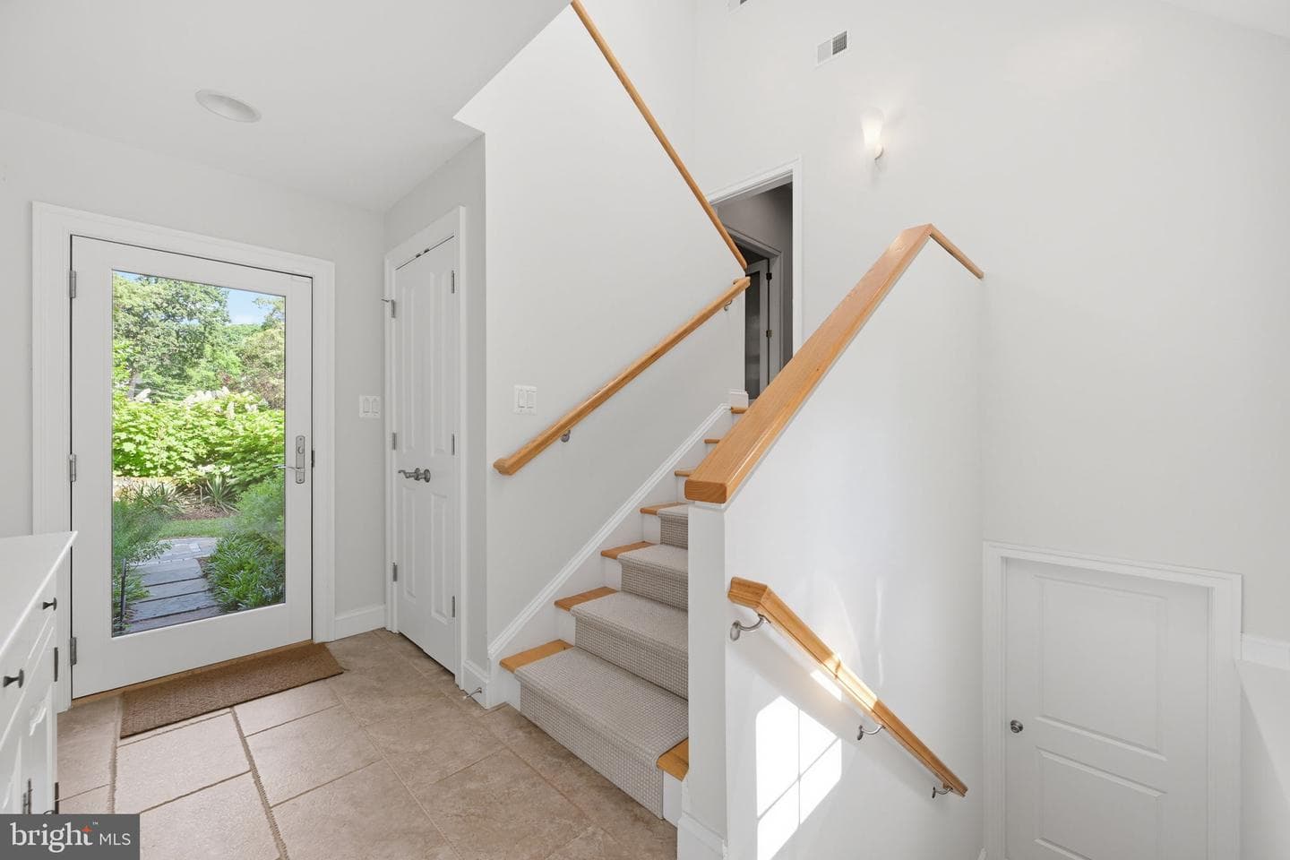 641 Honeysuckle Lane photo 34