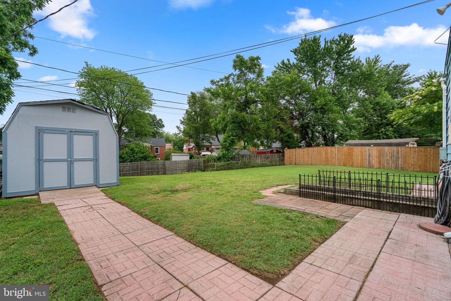 805 Glenview Avenue photo 44