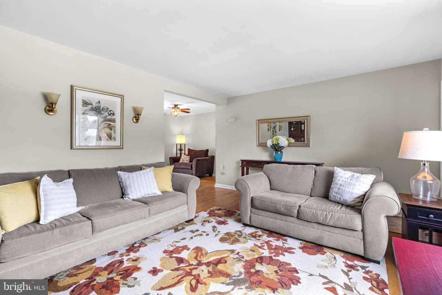805 Glenview Avenue photo 9