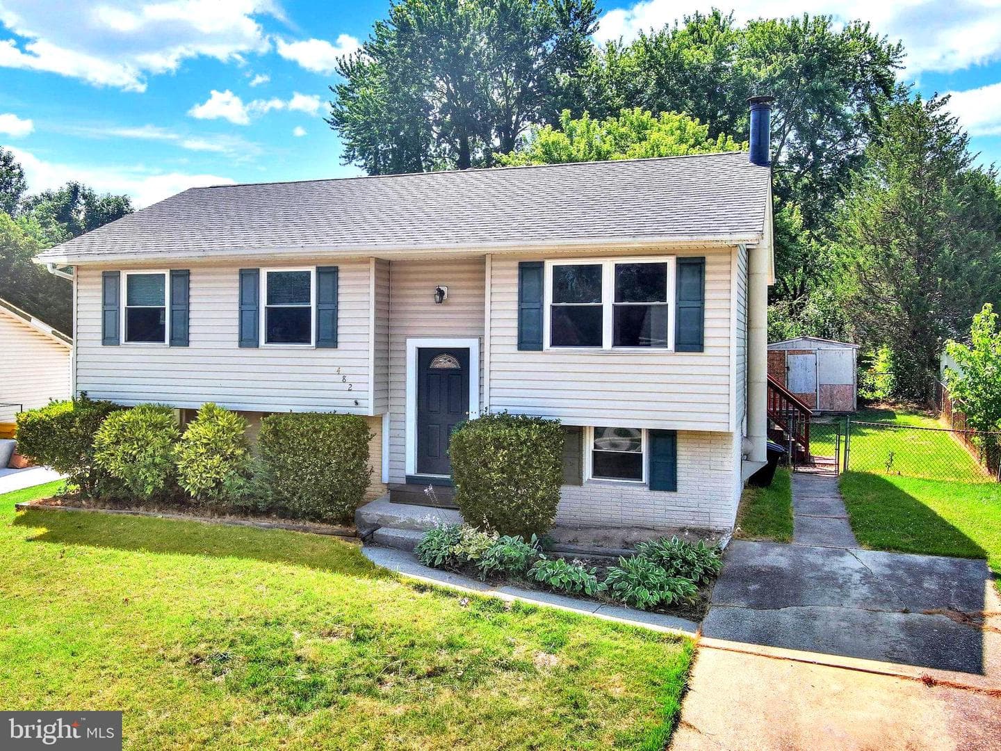 482 Kenora Drive, Millersville