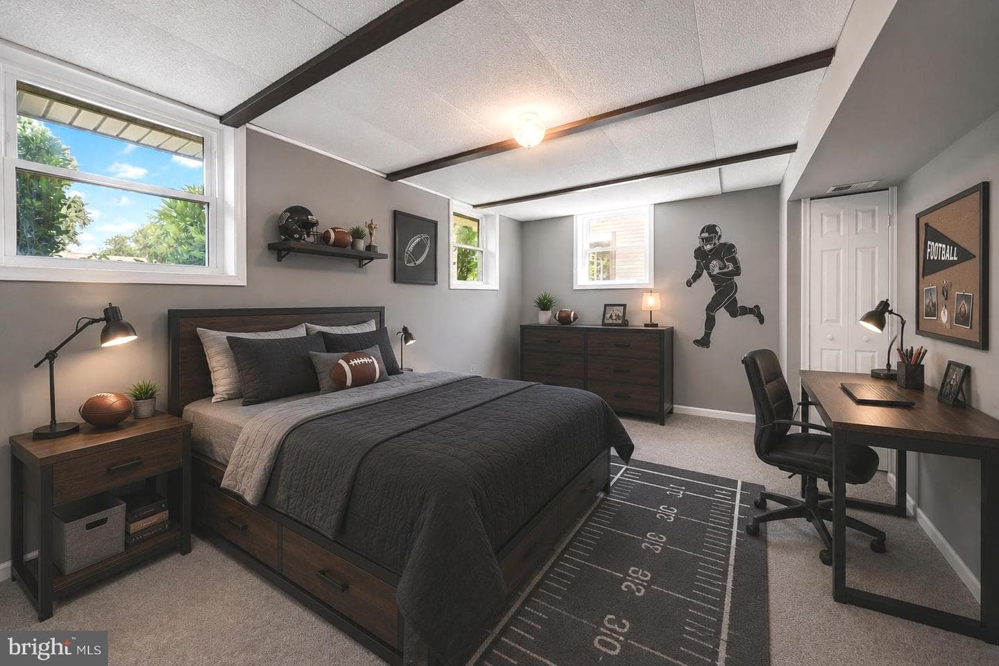 482 Kenora Drive photo 25