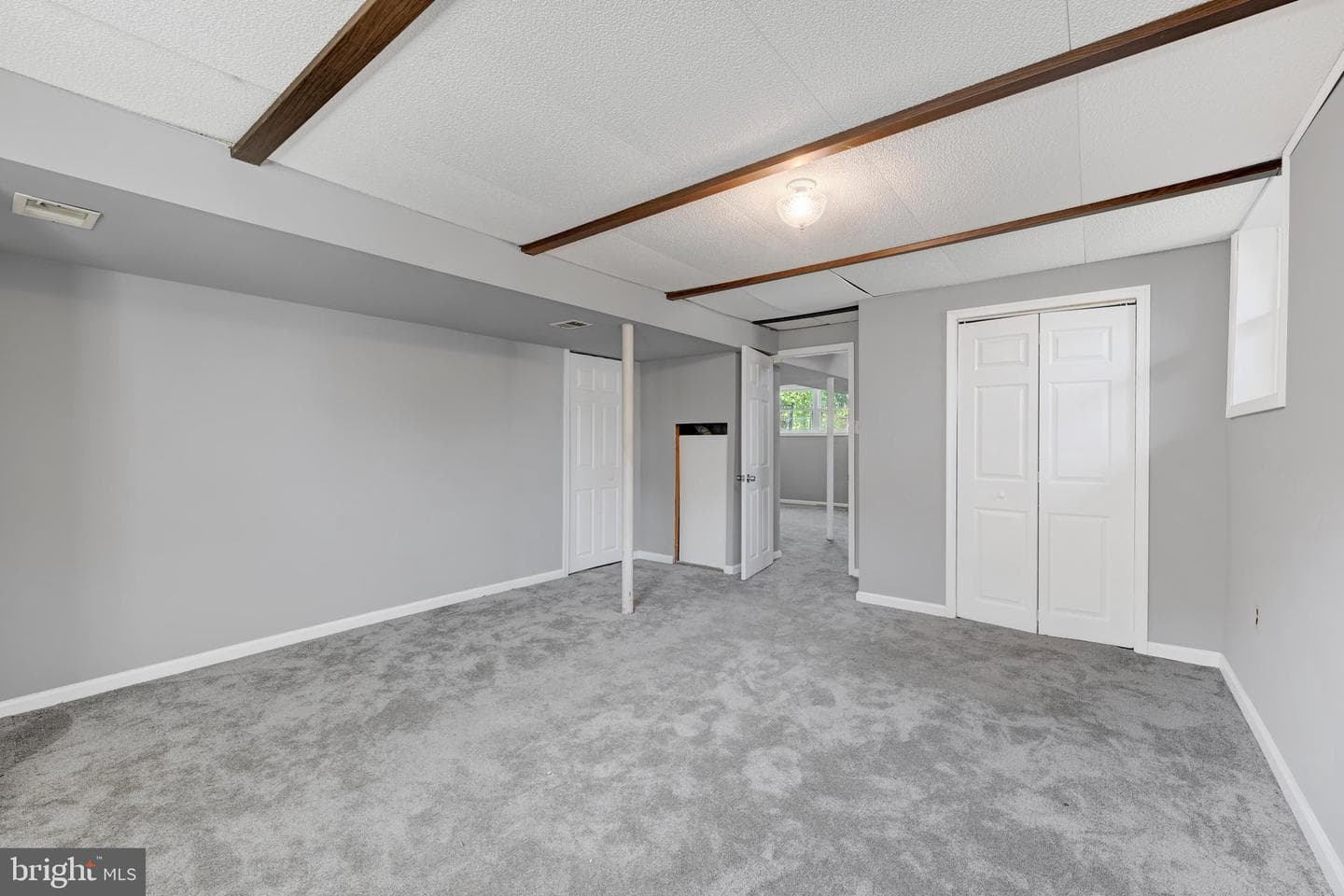 482 Kenora Drive photo 28