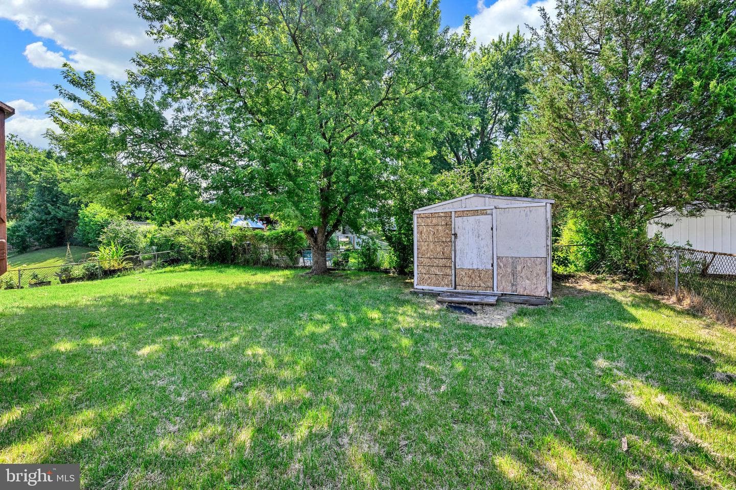 482 Kenora Drive photo 30