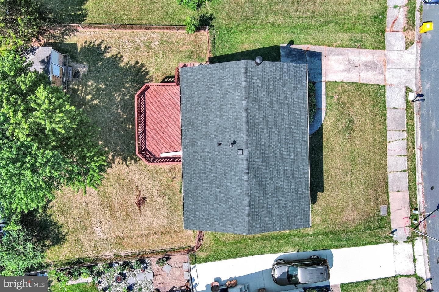 482 Kenora Drive photo 42