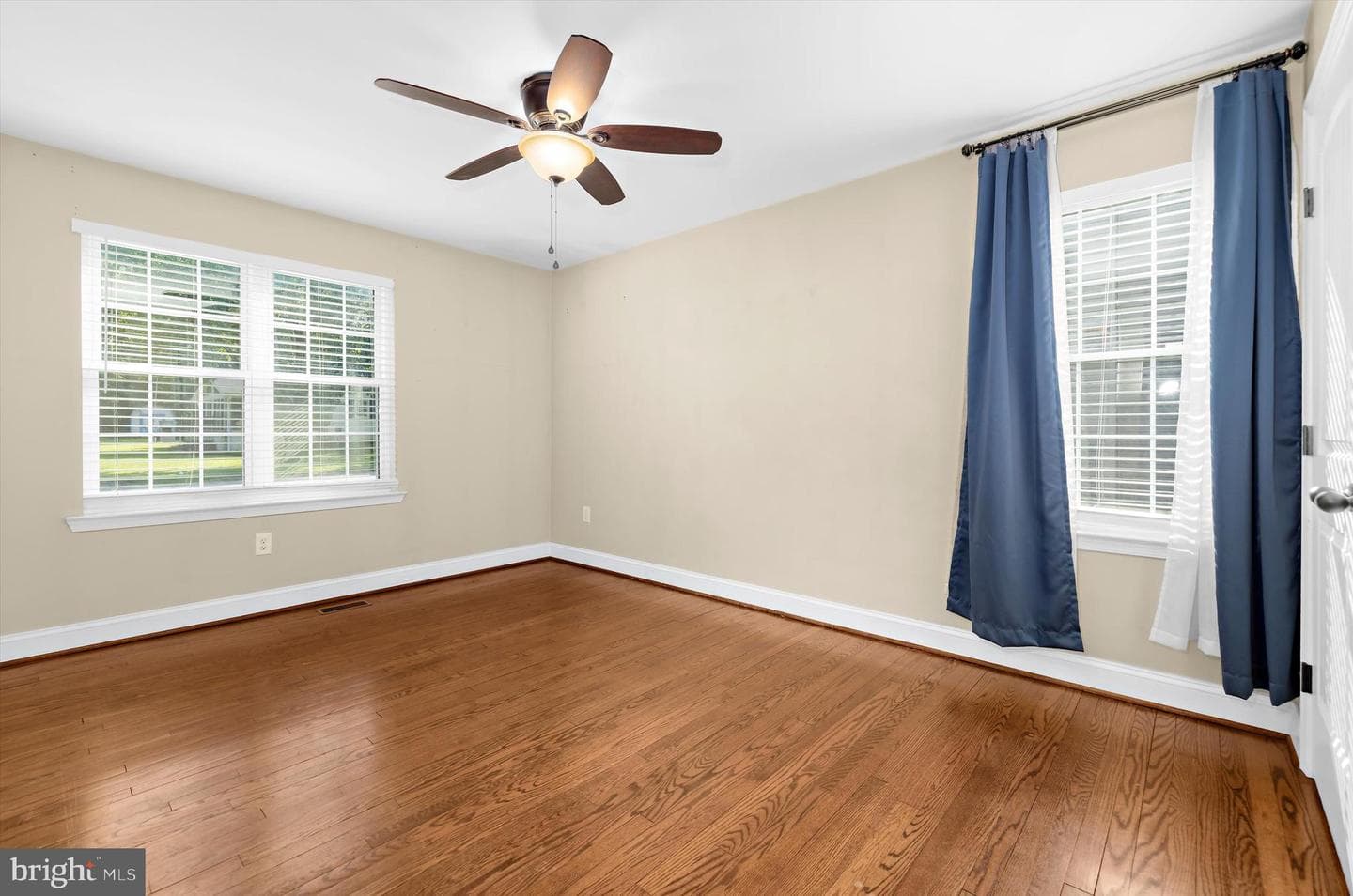 8028 Woodholme Circle photo 12