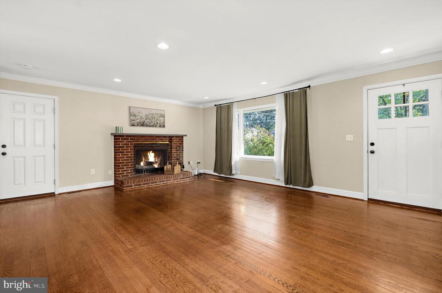 8028 Woodholme Circle photo 3