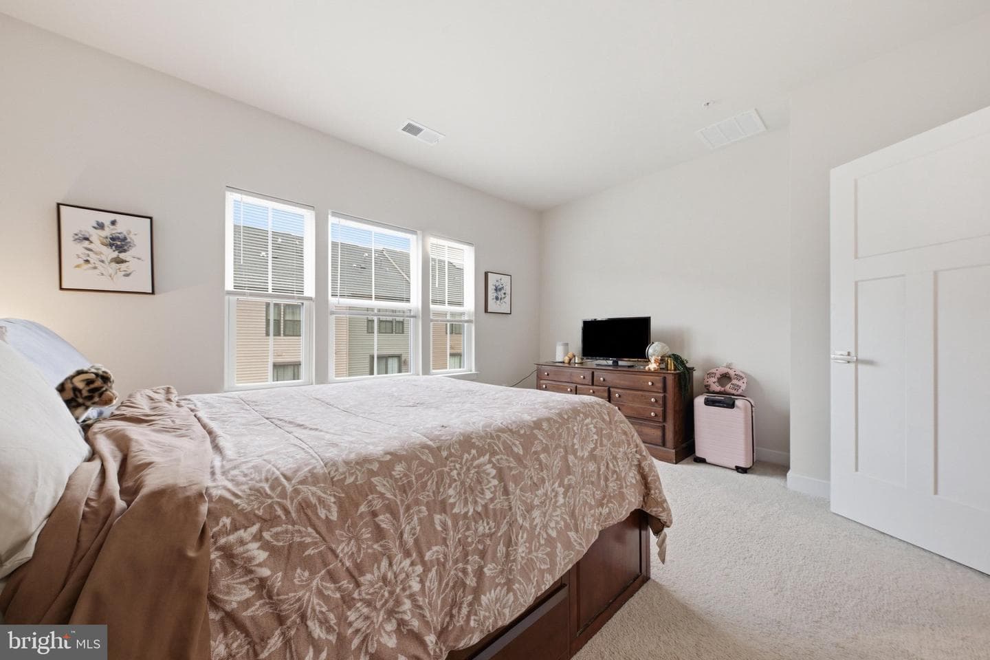 653 Lakemont Drive photo 30