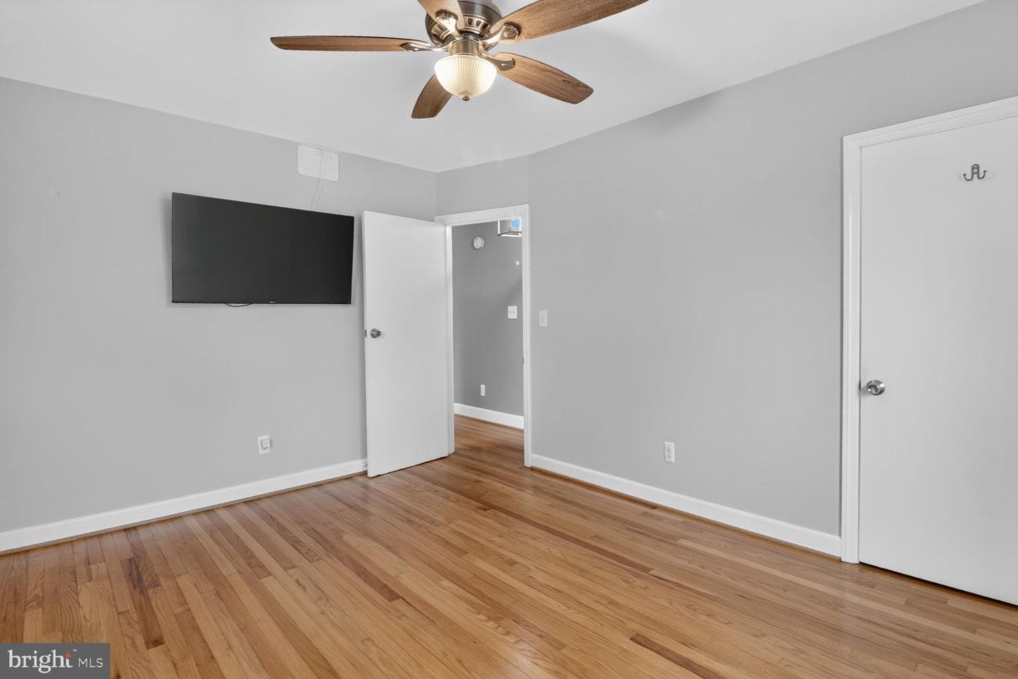 8214 W West End Drive photo 13