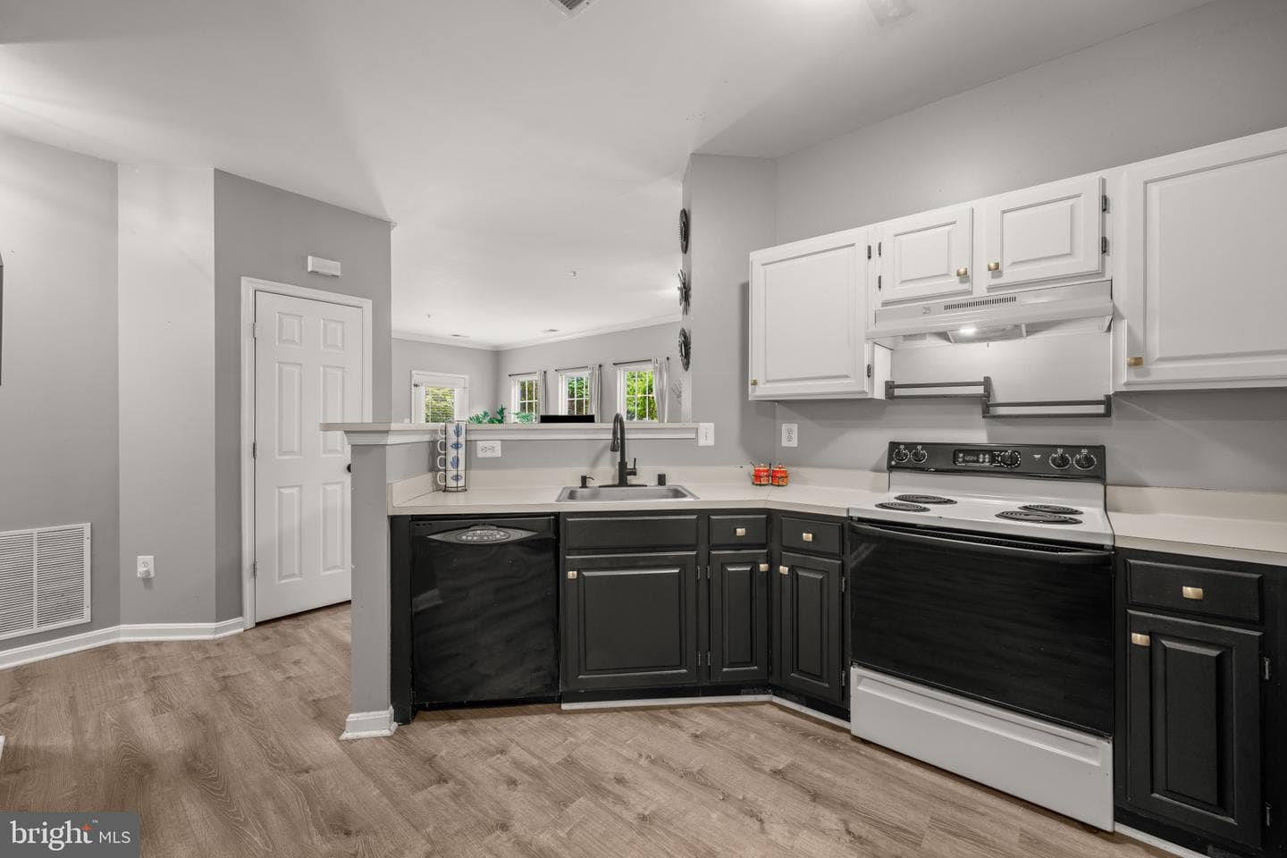 1705 Fallowfield Court photo 15