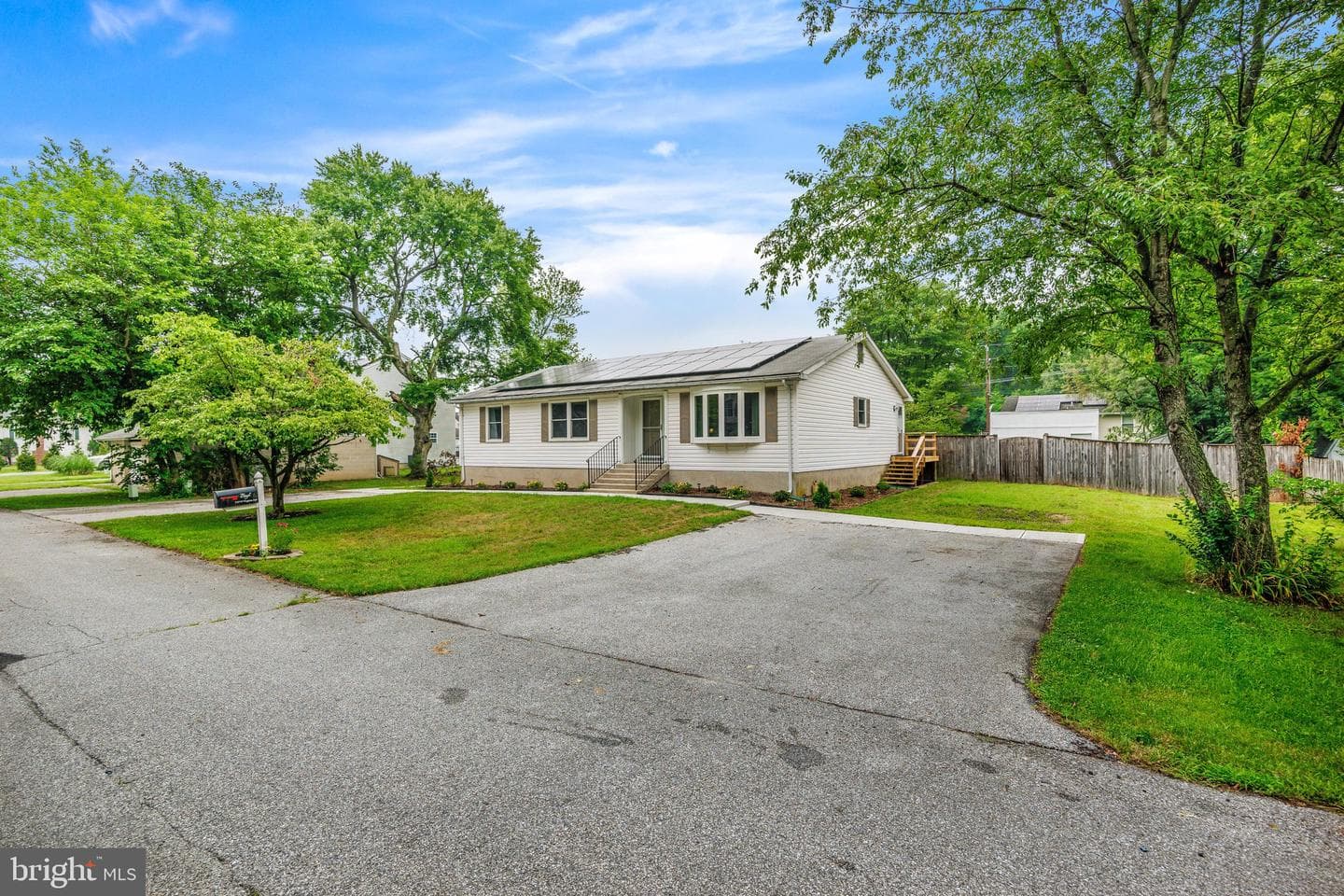 110 W Virginia Avenue photo 3