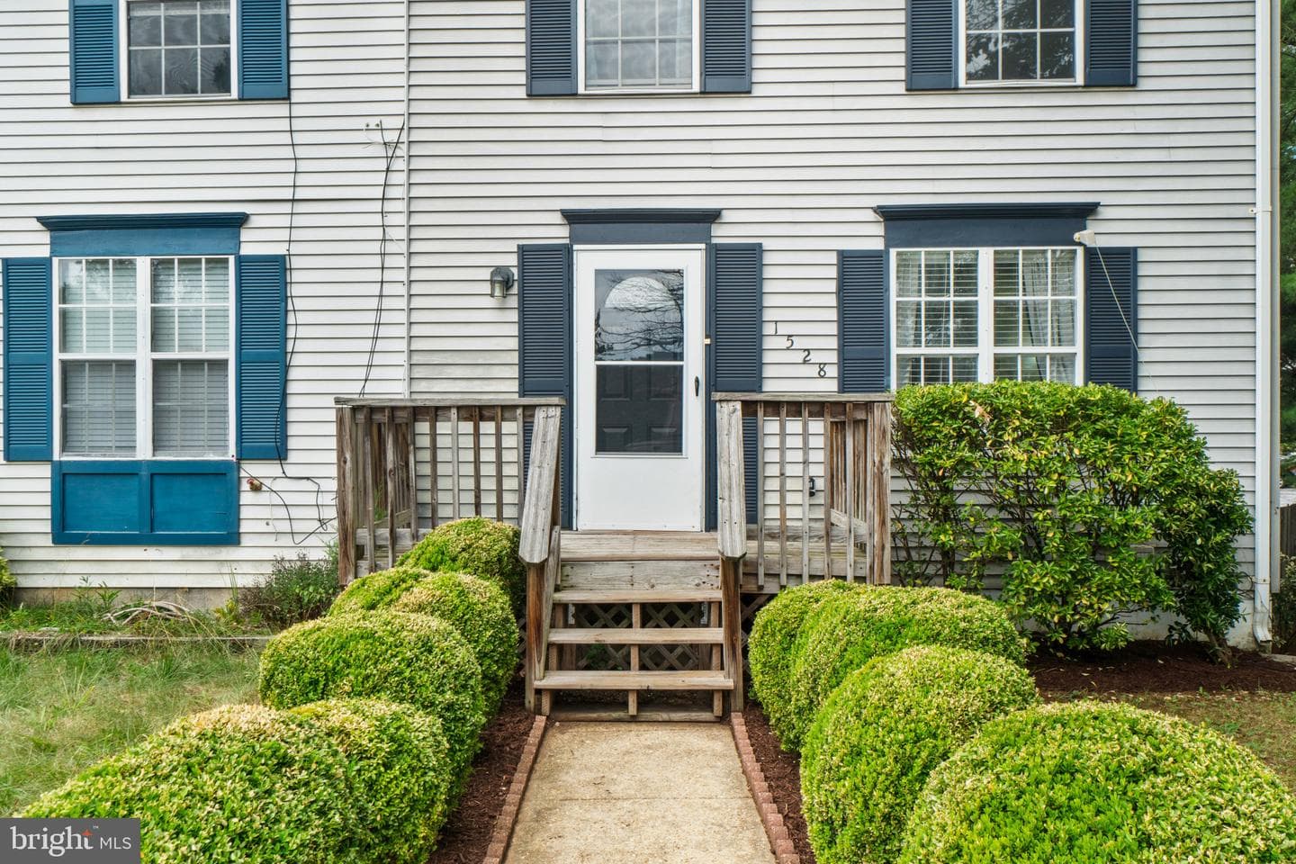 1528 Lodge Pole Court photo 3