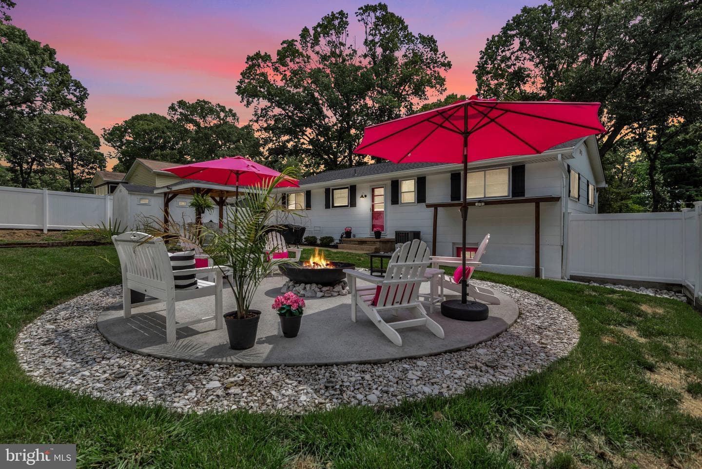 536 Manor Road photo 44