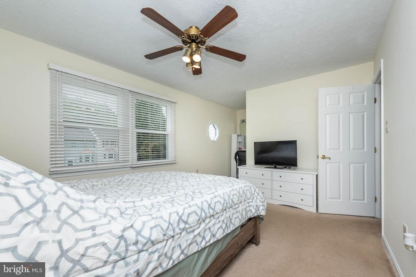 307 Sloping Woods Court photo 13