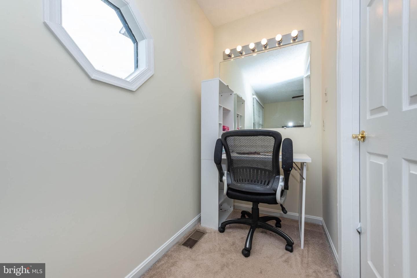 307 Sloping Woods Court photo 14