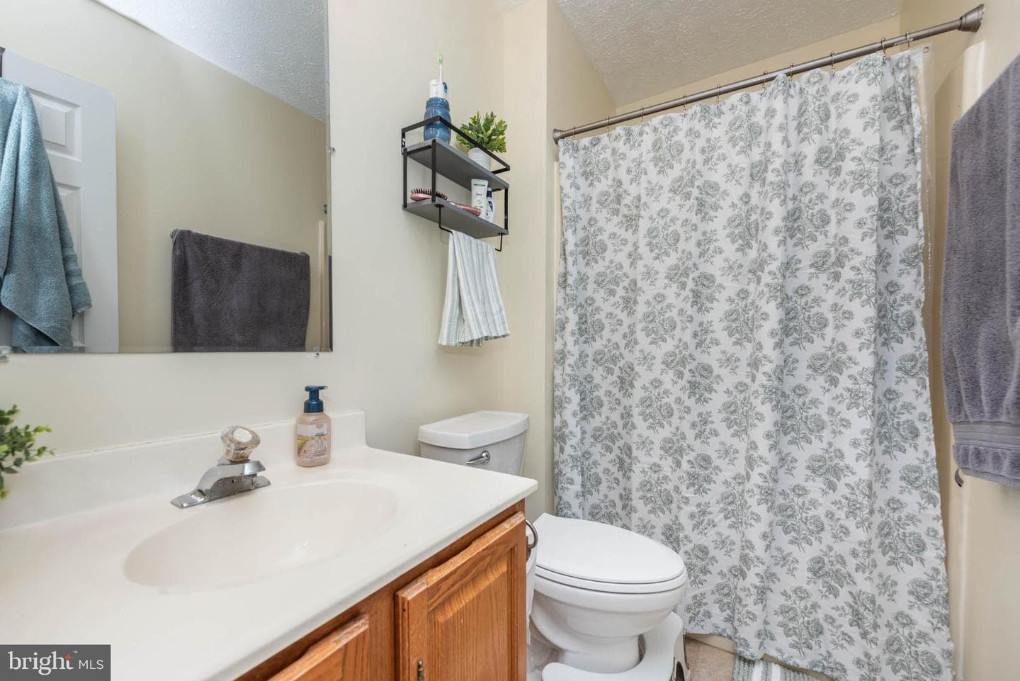 307 Sloping Woods Court photo 15