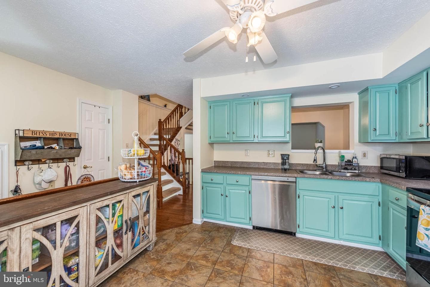 307 Sloping Woods Court photo 4
