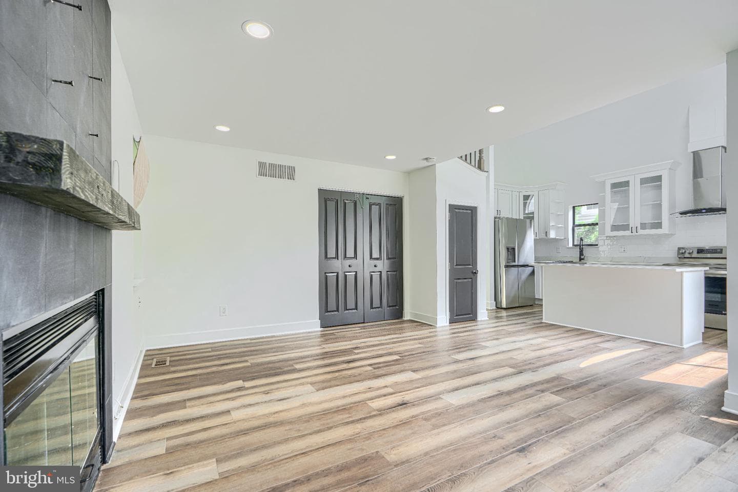 1412 Ellis Road photo 10