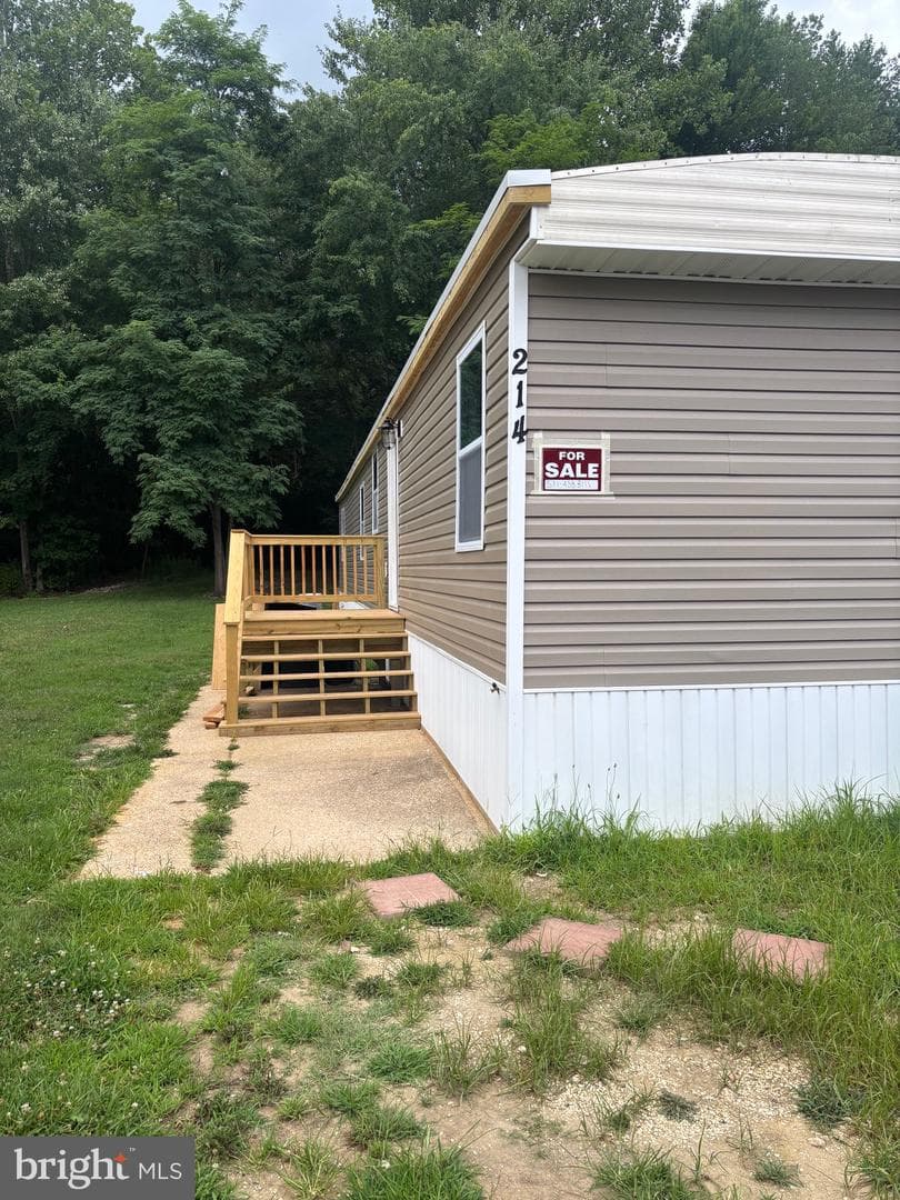 214 Jaguar Drive, Lothian