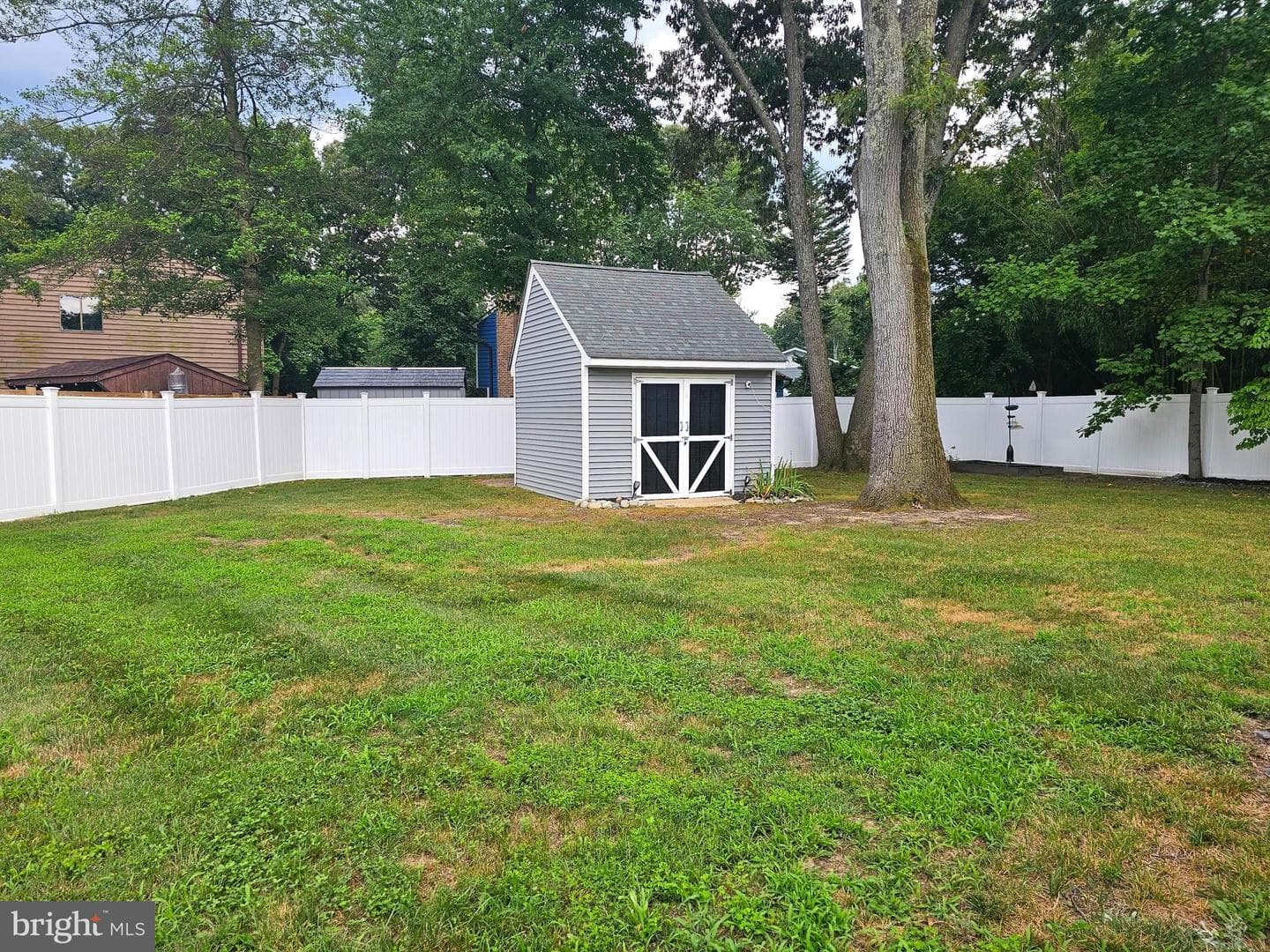 103 Evon Court photo 3