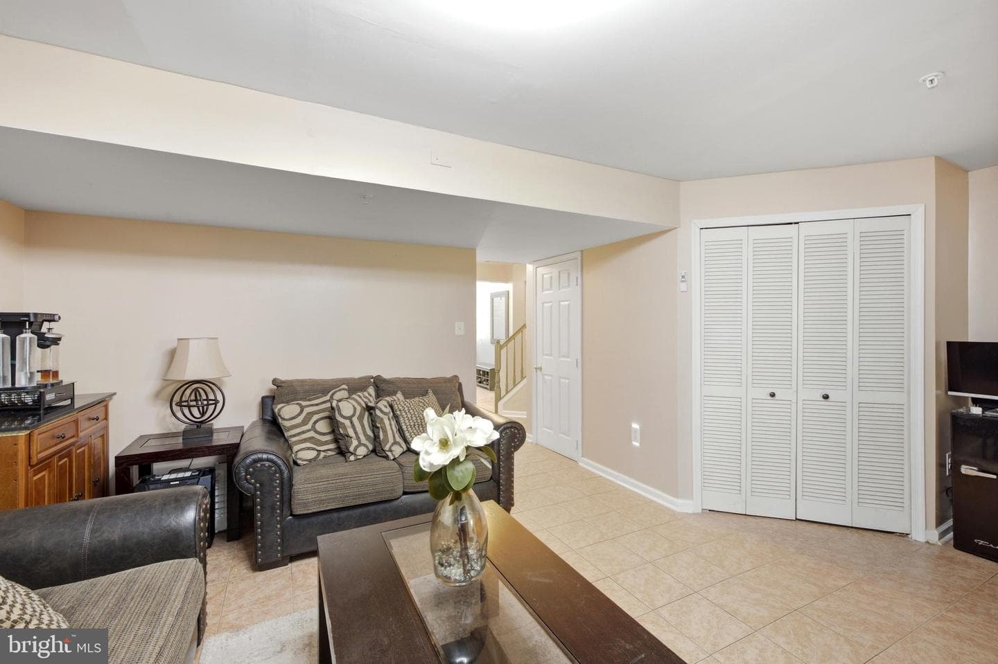 8145 Shoal Creek Drive photo 3